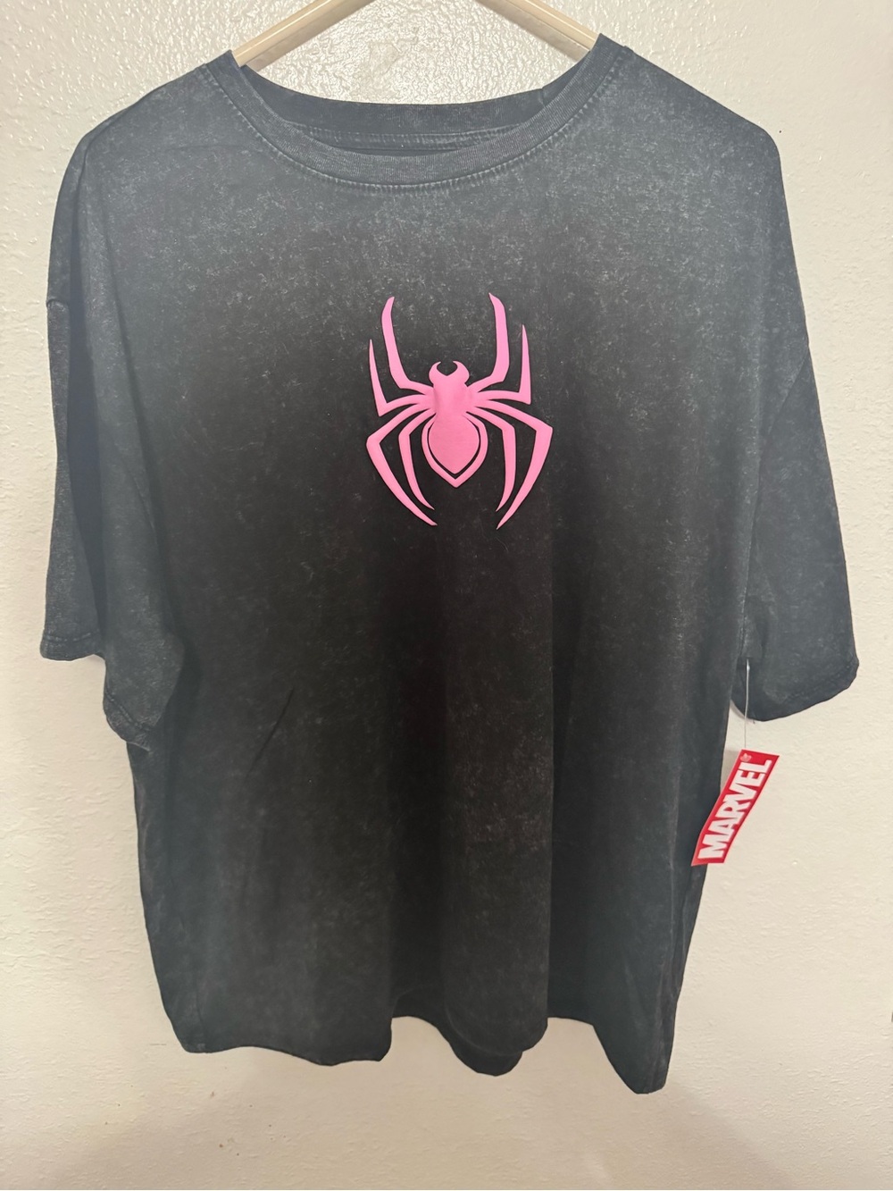 Marvel Spider-Man Pink Logo Unisex Shirt Size XL